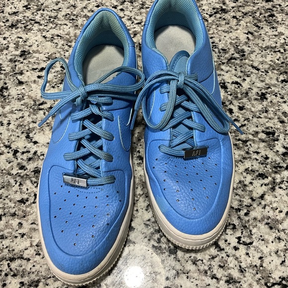 UNIVERSITY BLUE NIKE AIR FORCE 1 SAGE LOW - Picture 2 of 7